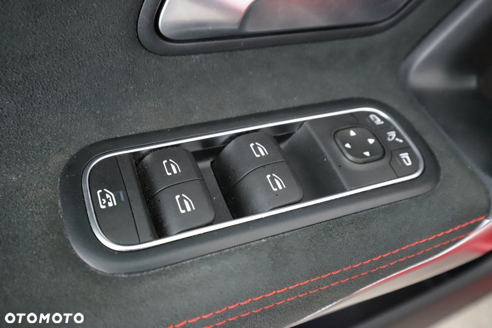 Mercedes-Benz CLA - 15