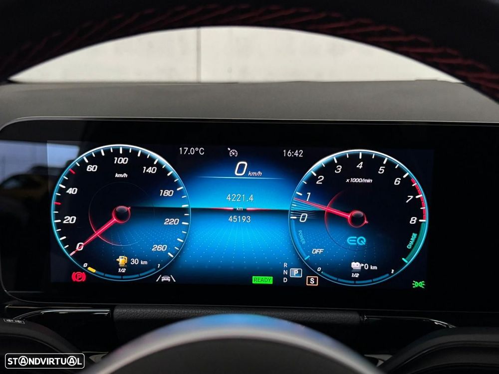 Mercedes-Benz GLA 250 e AMG Line - 16