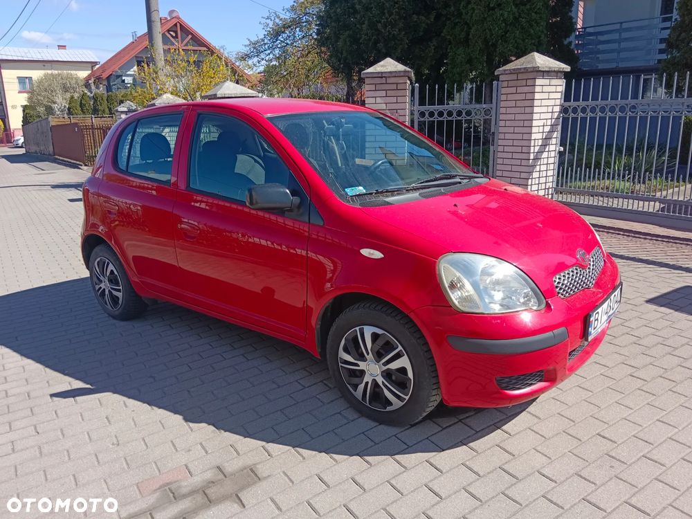 Toyota Yaris 1.0 Base - 7