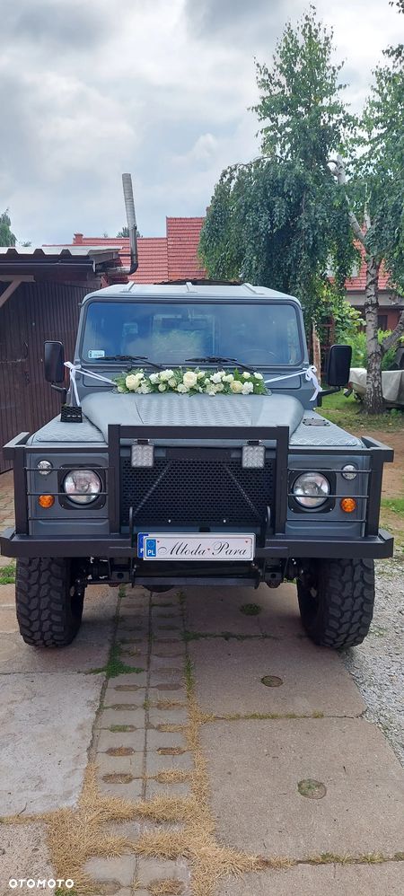 Land Rover Defender - 40