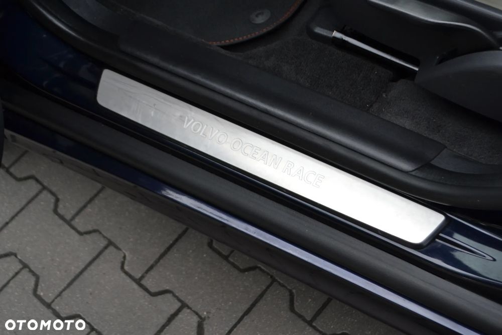Volvo XC 60 - 22