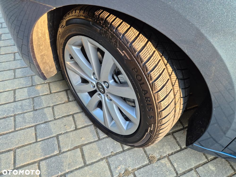 Hyundai i40 1.7 CRDi Comfort + - 38