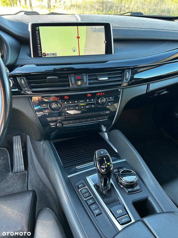 BMW X6 xDrive40d - 11