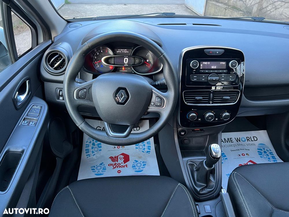 Renault Clio - 5