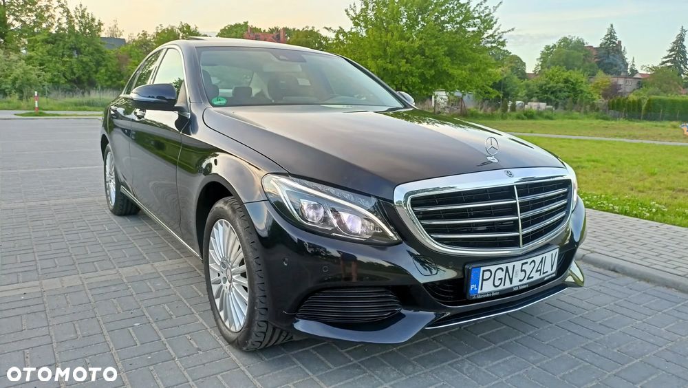 Mercedes-Benz Klasa C 180 7G-TRONIC Exclusive - 15