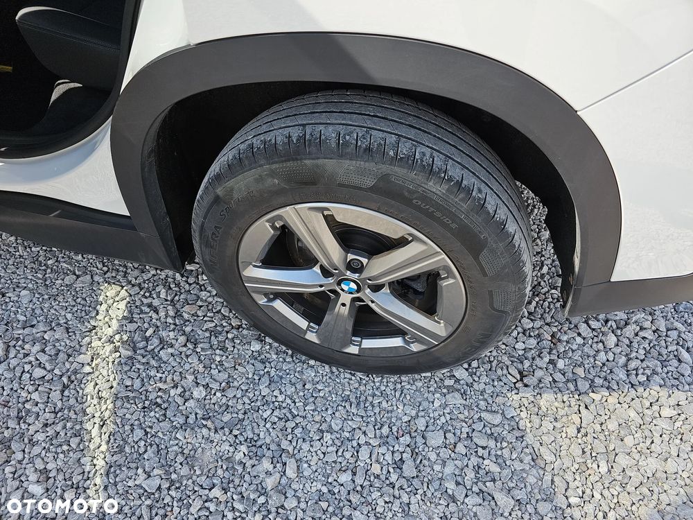 BMW X1 sDrive18i xLine - 22