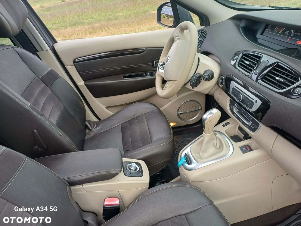 Renault Scenic - 9