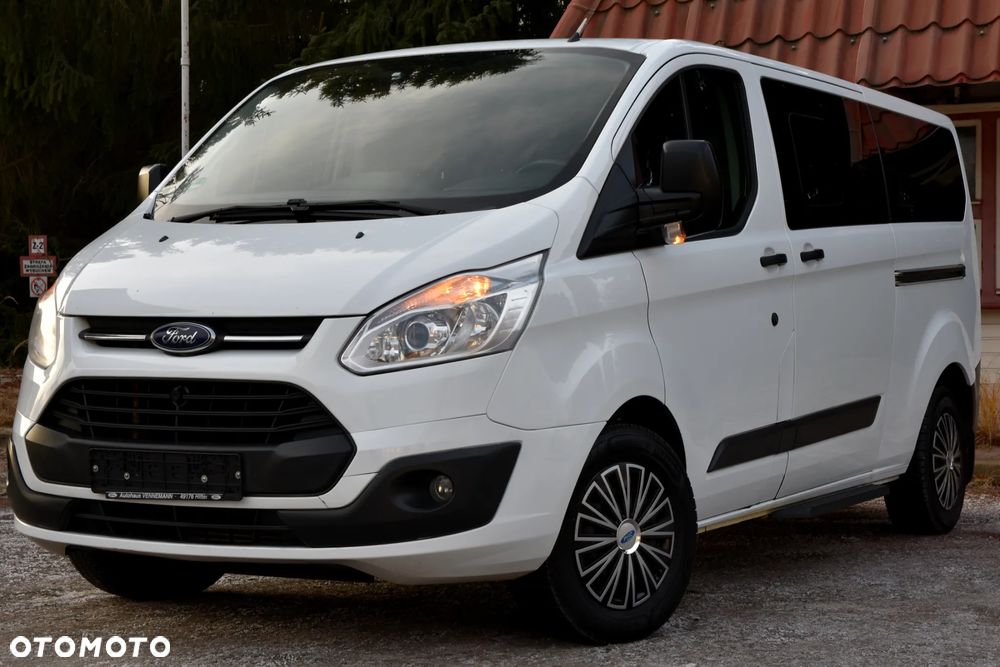 Ford Transit Custom 300 L2H1 VA Titanium - 1