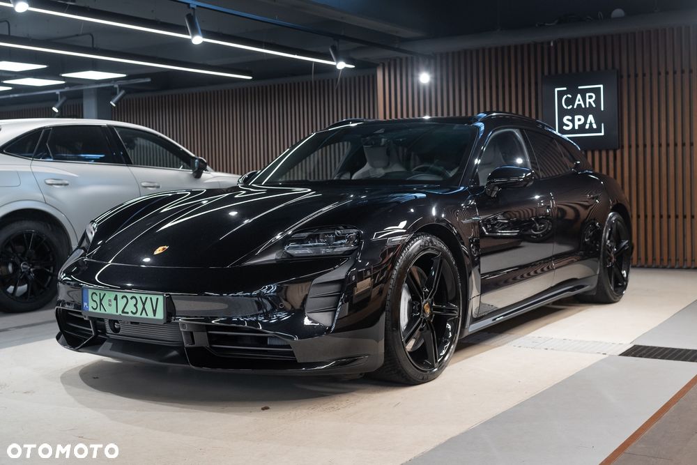 Porsche Taycan Turbo - 2