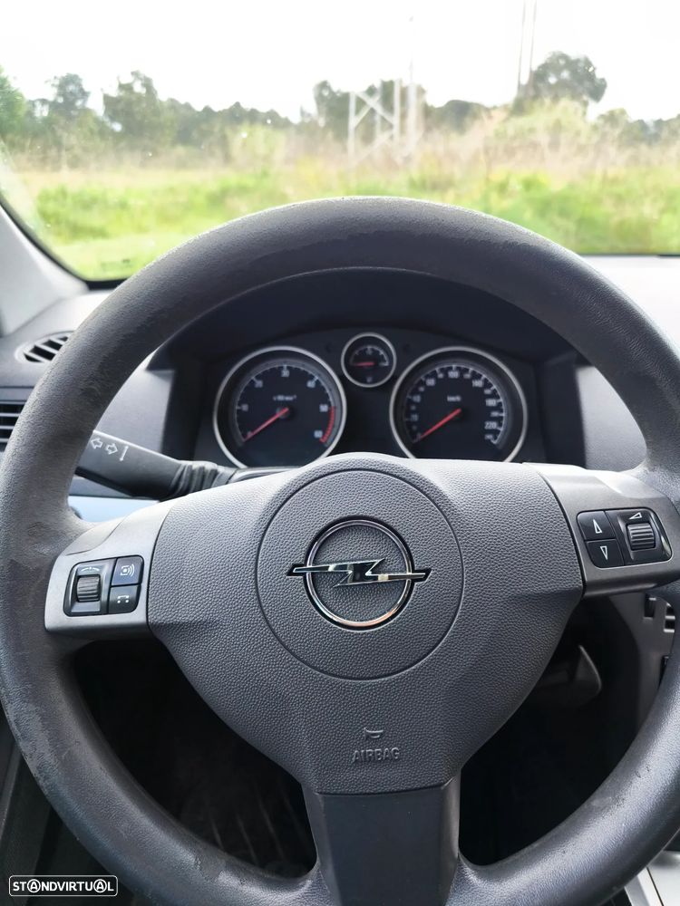 Opel Astra 1.3 CDTI Cosmo - 11