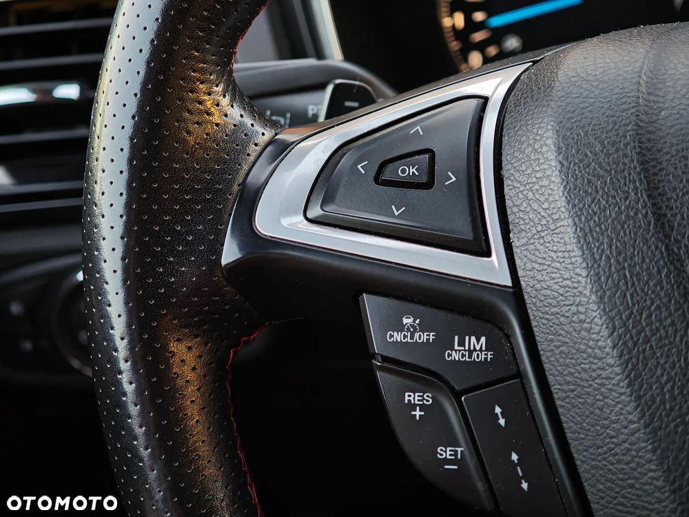 Ford Mondeo 2.0 TDCi ST-Line PowerShift - 24