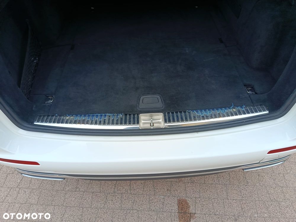 Mercedes-Benz Klasa E 220 d 9G-TRONIC - 20