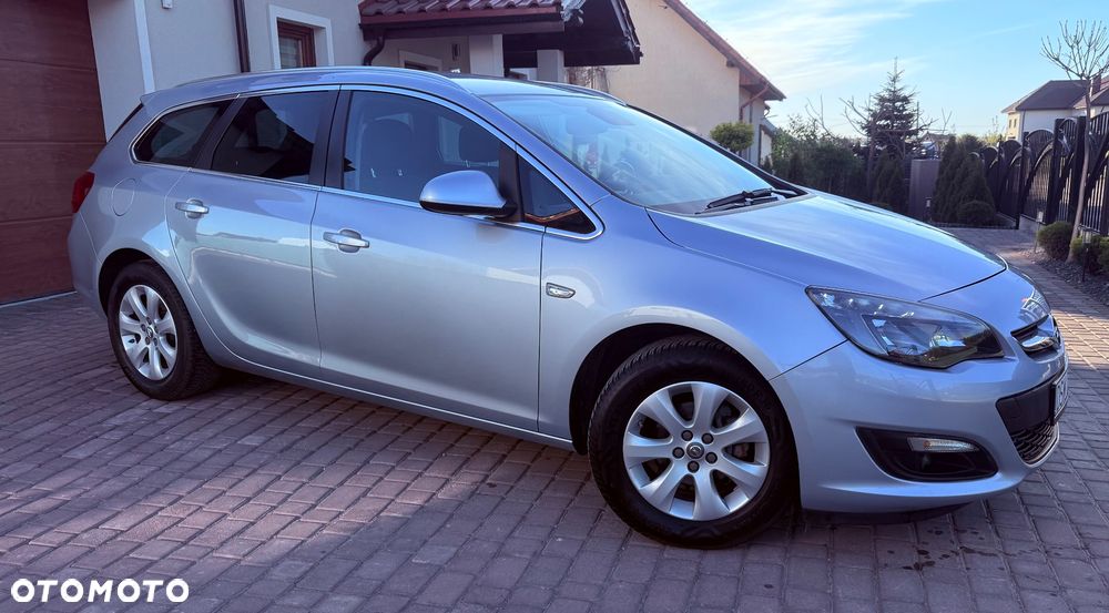 Opel Astra 1.4 Turbo ecoFLEX Start/Stop Exklusiv - 2