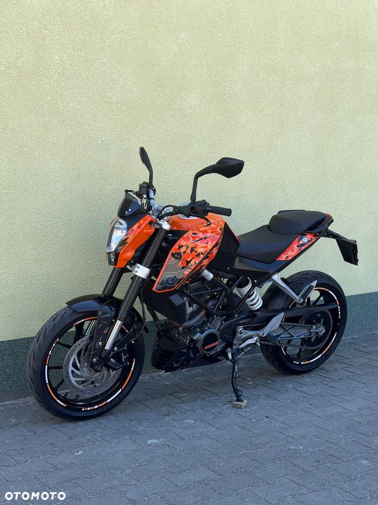 KTM Duke 125 - 26