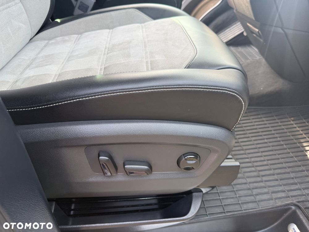 Volkswagen Multivan 2.0 BiTDI L1 Highline - 22