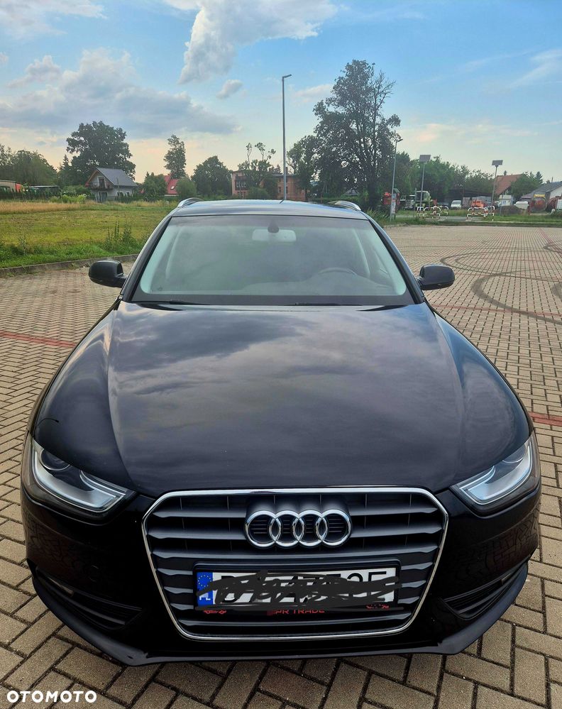 Audi A4 Avant - 1