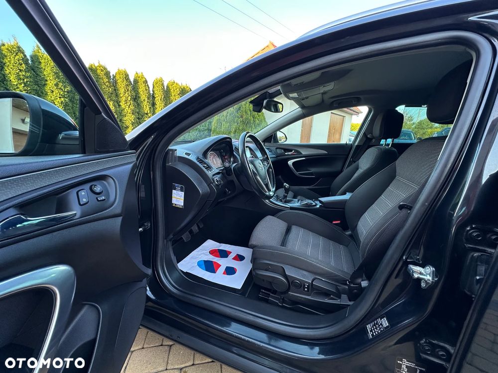 Opel Insignia 1.4 T Cosmo S&S - 19