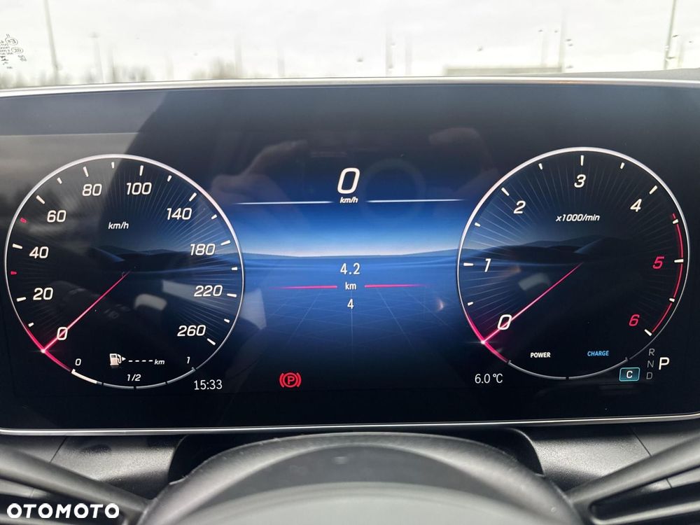 Mercedes-Benz GLC - 14