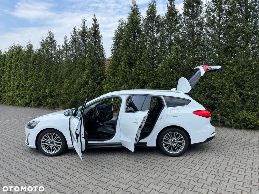 Ford Focus - 1