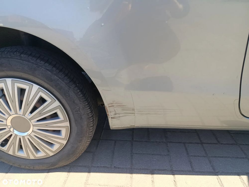 Toyota Yaris 1.0 VVT-i - 3