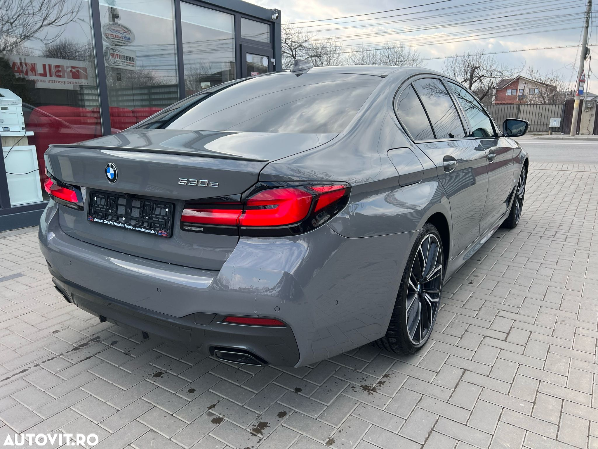 BMW Seria 5 530e Aut. - 5