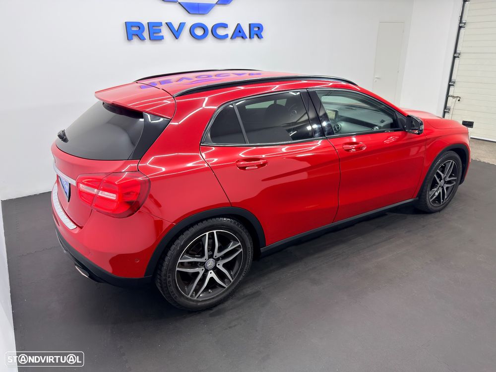 Mercedes-Benz GLA 180 d AMG Line - 8