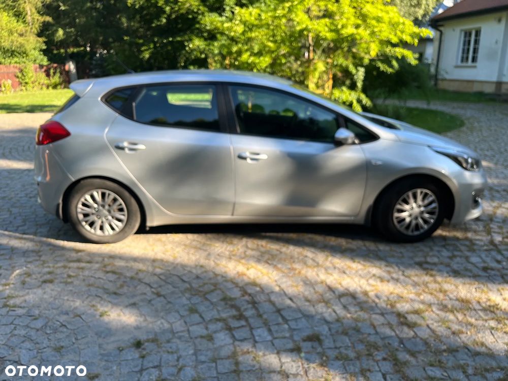 Kia Ceed 1.6 CRDi L DCT - 3