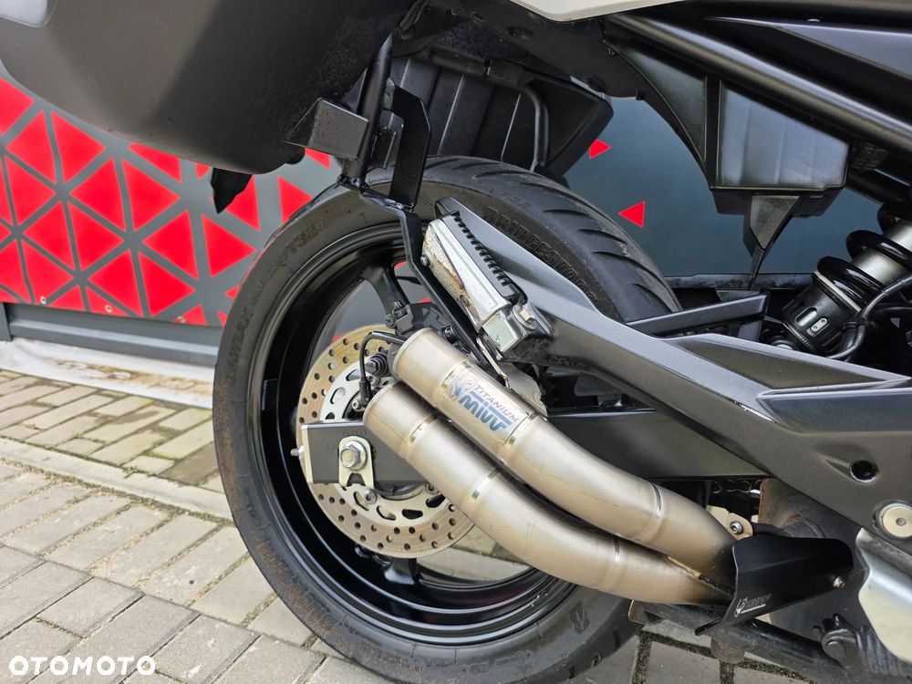 Yamaha XJ - 25