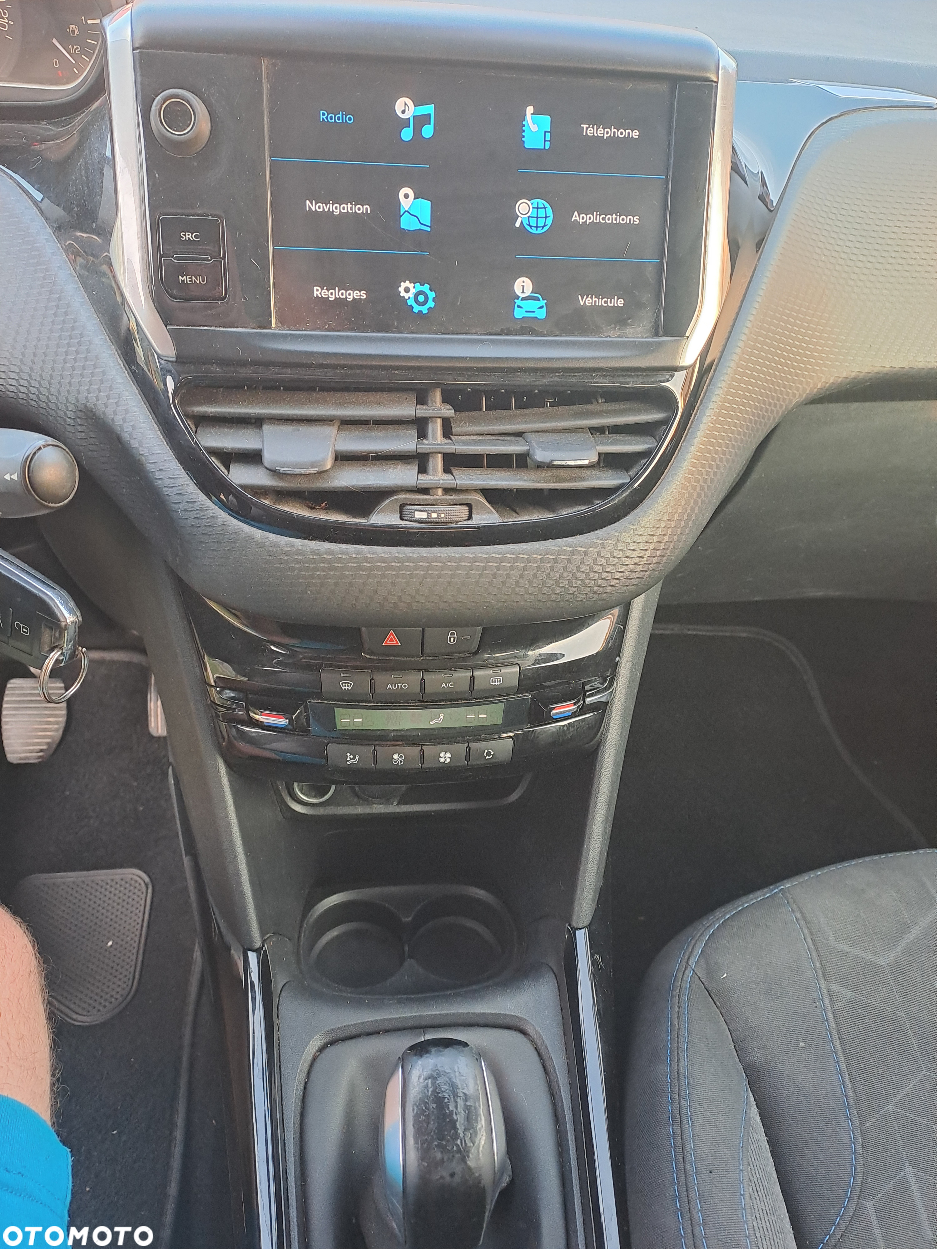 Peugeot 2008 PureTech 100 Style S&S BVM6 - 18