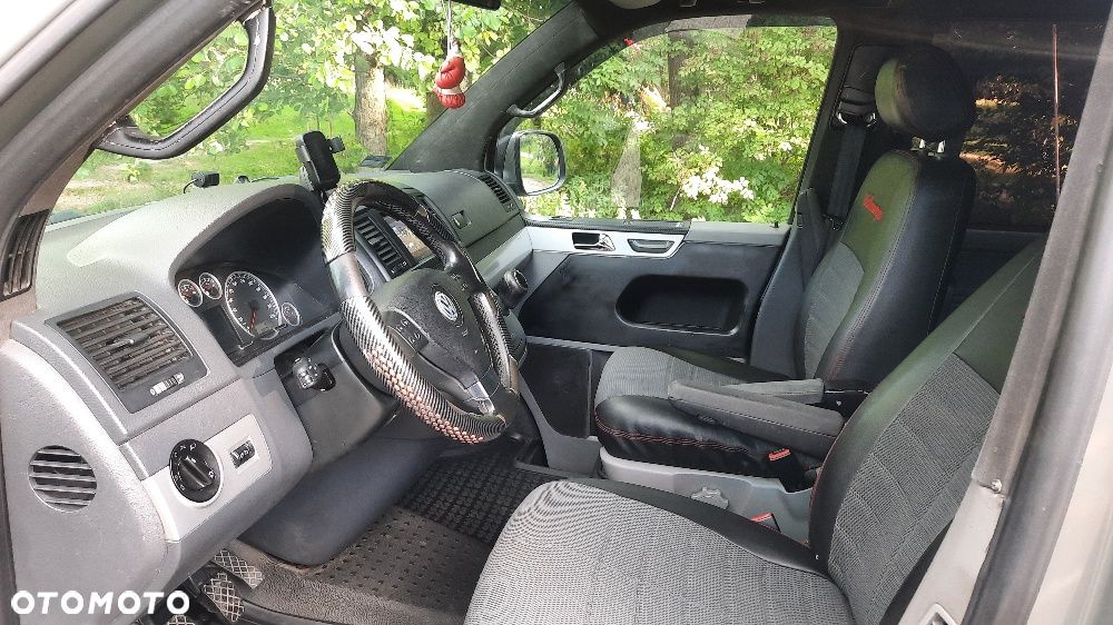 Volkswagen Transporter Caravelle Kurz (5-Si.) DPF - 10