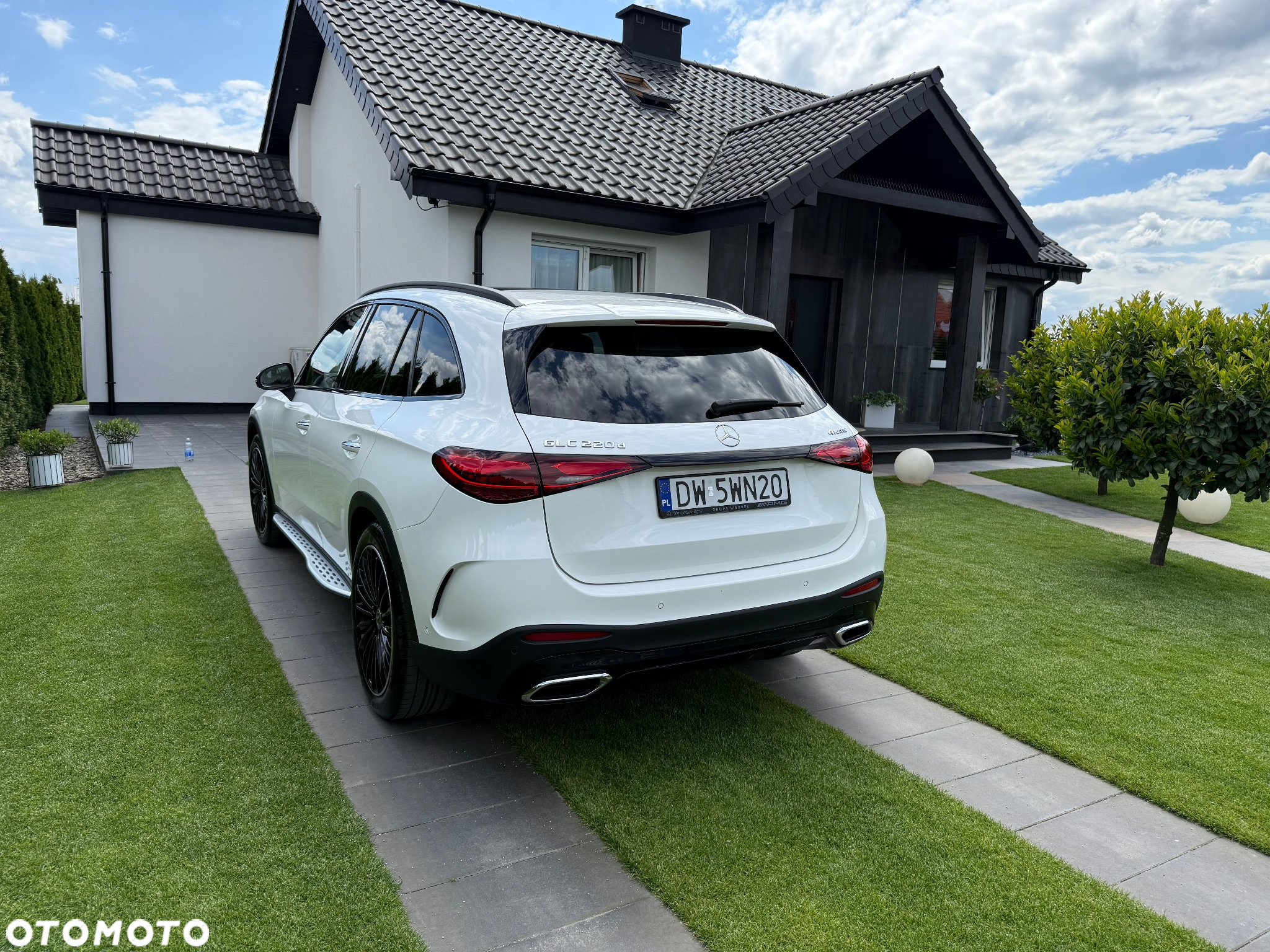 Mercedes-Benz GLC - 4