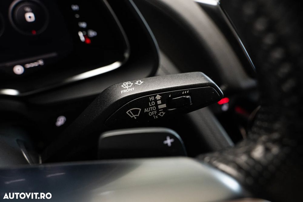 Audi R8 V10 5.2 FSI quattro S tronic - 25