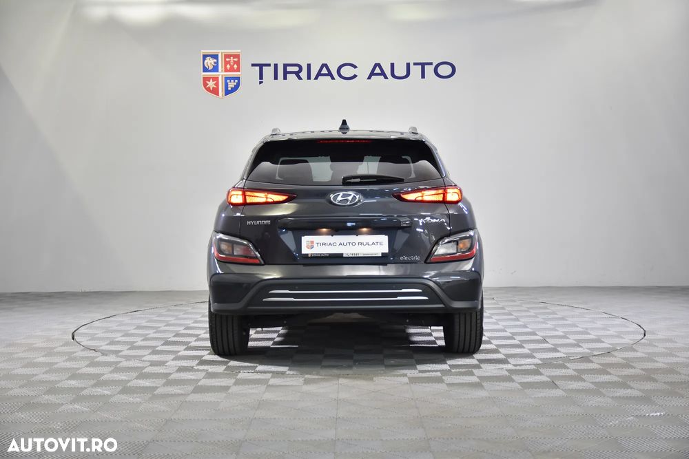 Hyundai KONA - 4