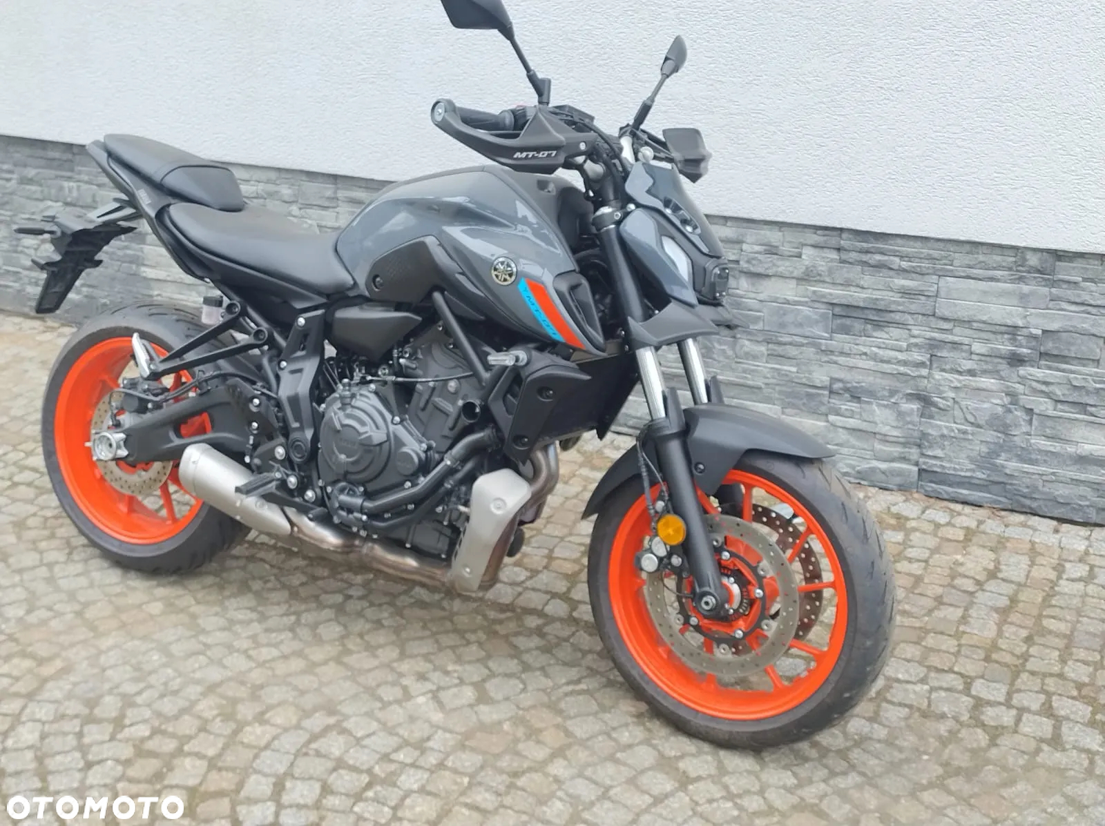 Yamaha MT - 5