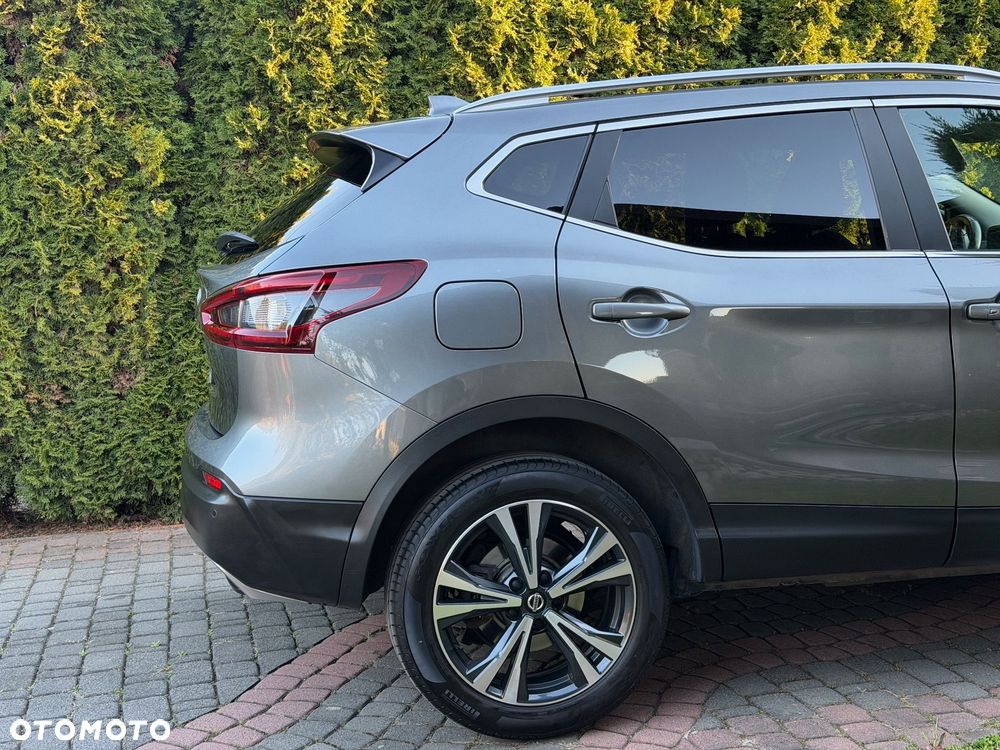 Nissan Qashqai 1.3 DIG-T N-Connecta EU6d - 8
