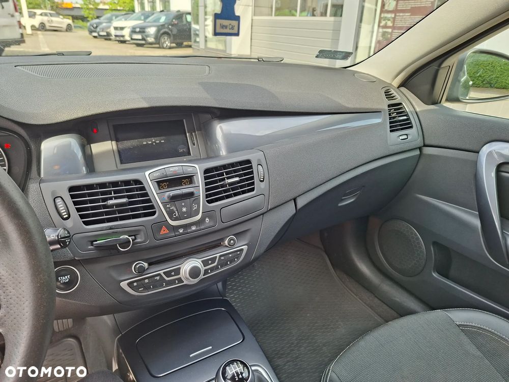 Renault Laguna 2.0 DCi Dynamique - 12