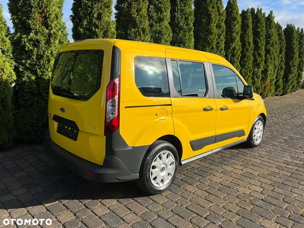 Ford Tourneo Connect - 4