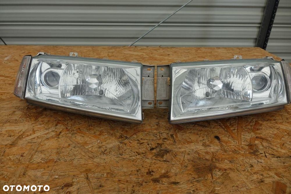 REFLEKTOR 2 LAMPY PRZÓD LEWA PRAWA EUROPA SKODA OCTAVIA I LIFT 1U1941015L - 1