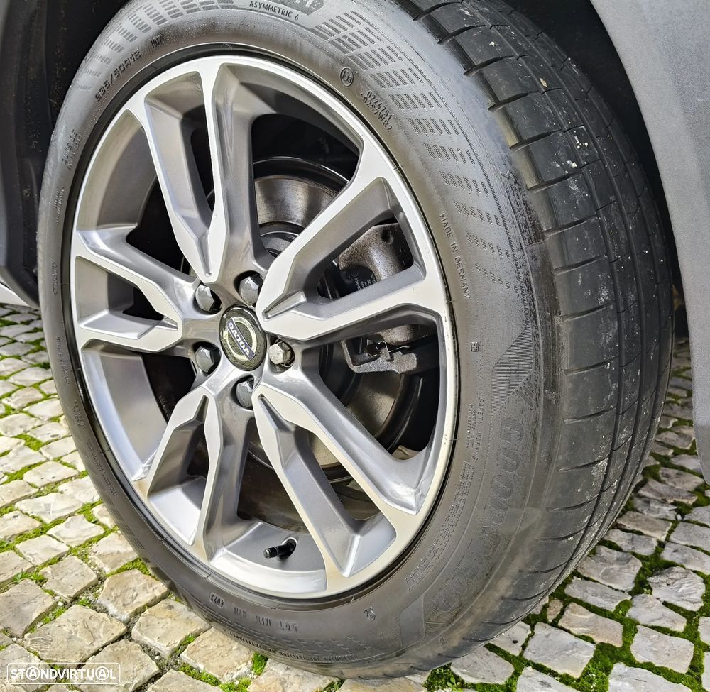 Volvo V60 Cross Country 2.0 D3 Momentum - 5