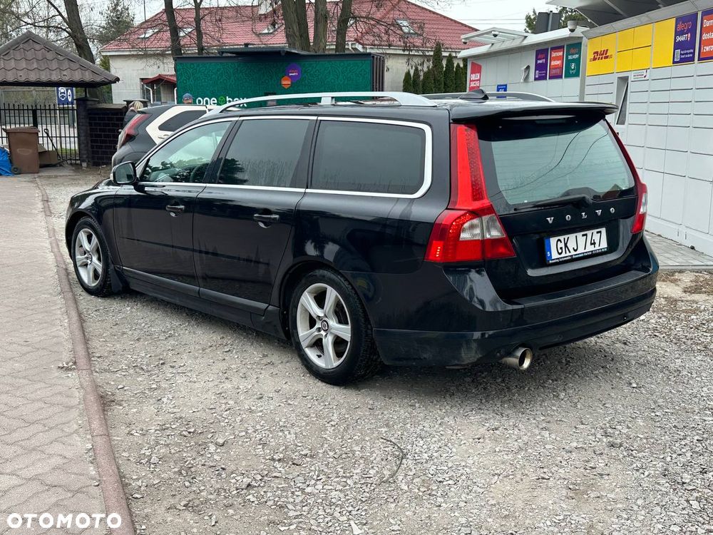 Volvo V70 D5 Ocean Race - 4