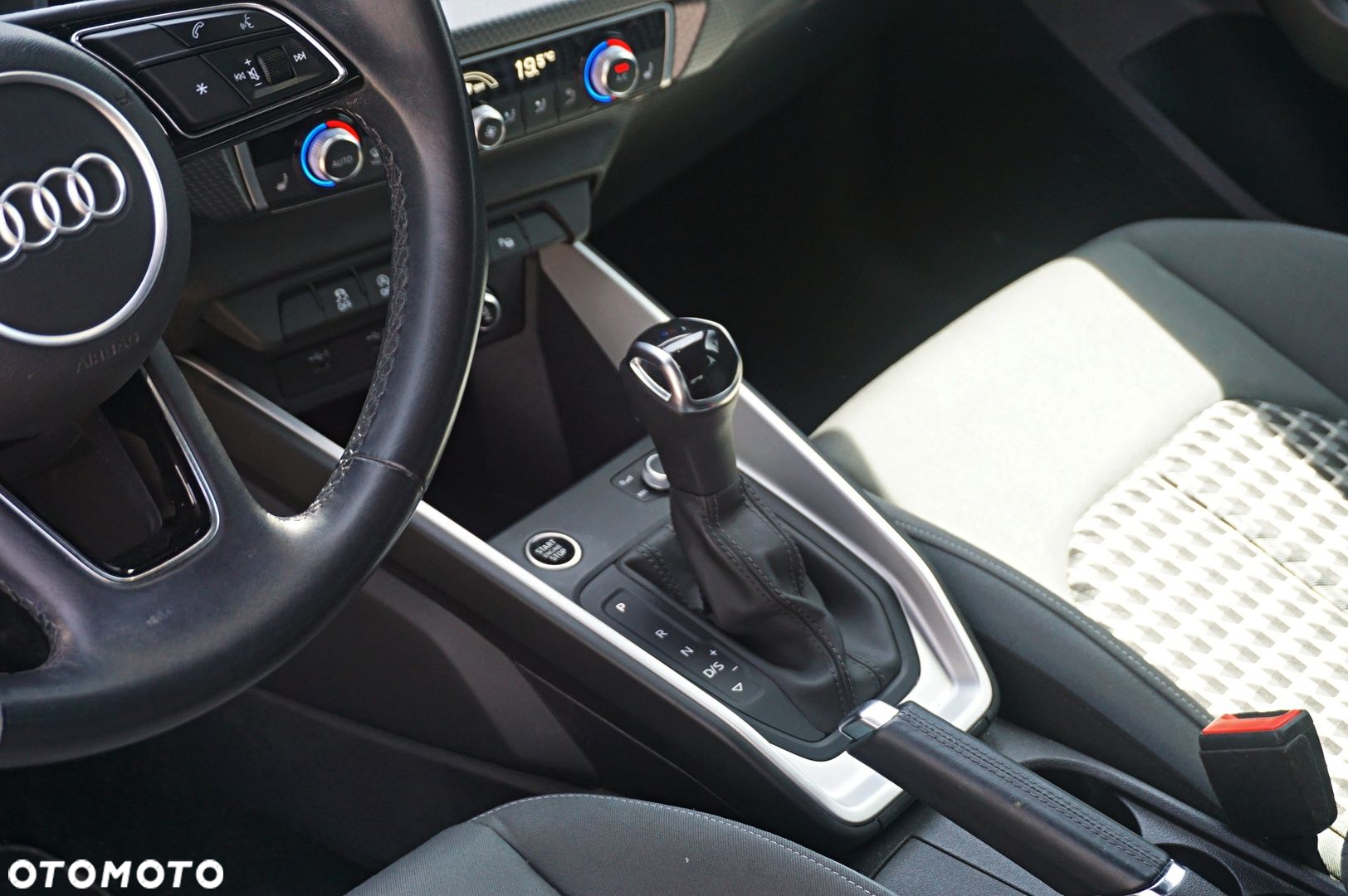 Audi A1 30 TFSI Advanced S tronic - 11