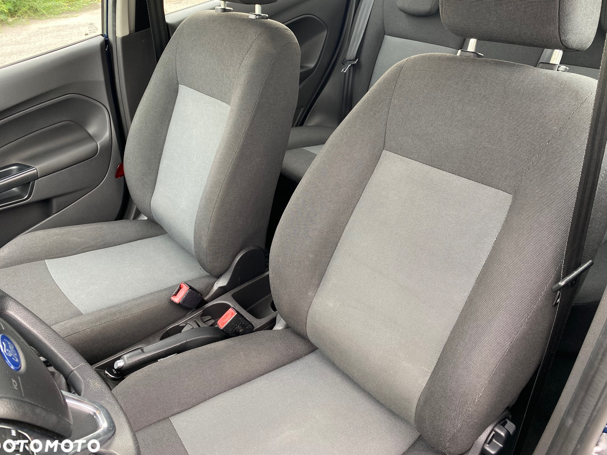 Ford Fiesta 1.5 TDCi Ambiente - 4