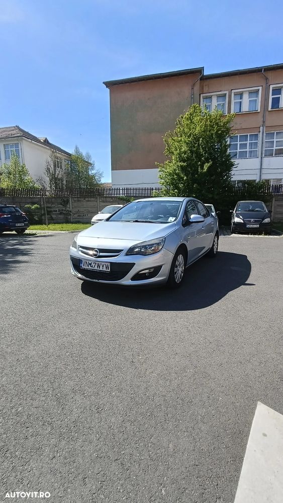 Opel Astra - 2