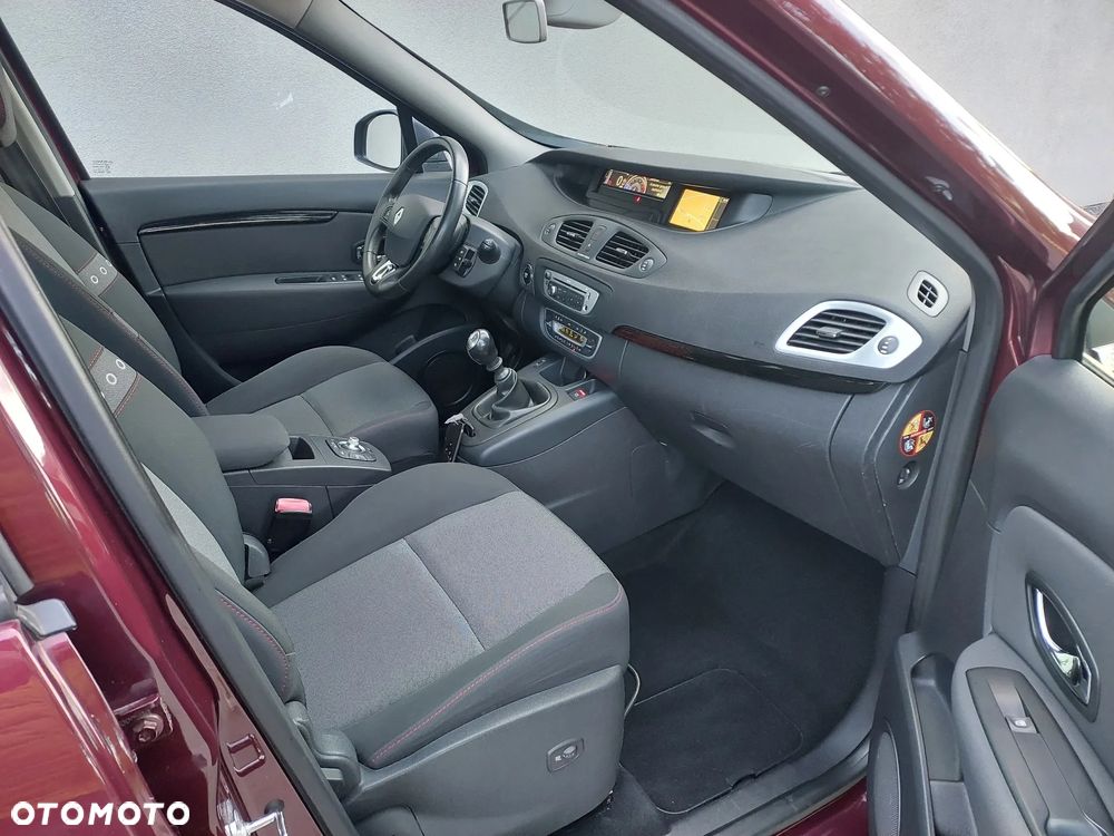 Renault Scenic ENERGY TCe 130 S&S Paris - 17