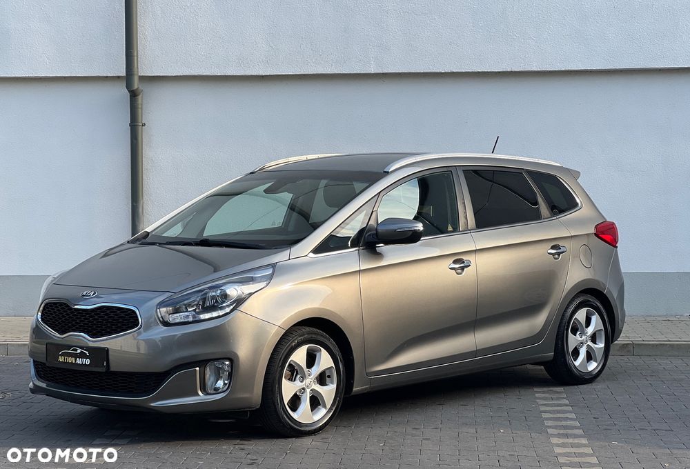 Kia Carens 1.6 GDI XL 7os - 18
