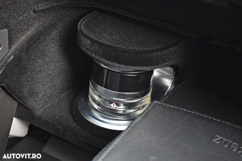 Mercedes-Benz C - 29