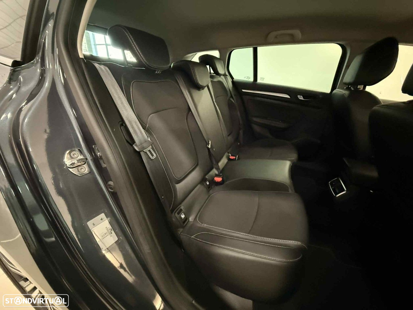 Renault Mégane Sport Tourer 1.6 E-Tech Plug-In Hybrid Equilibre - 13