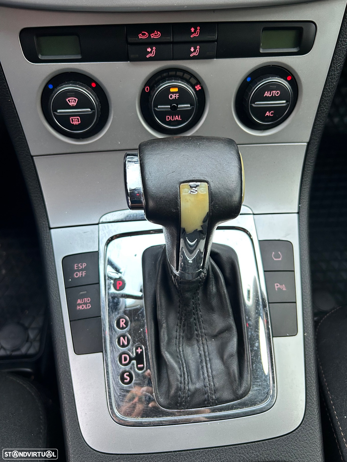 VW Passat 2.0 TDI Highline DSG - 15