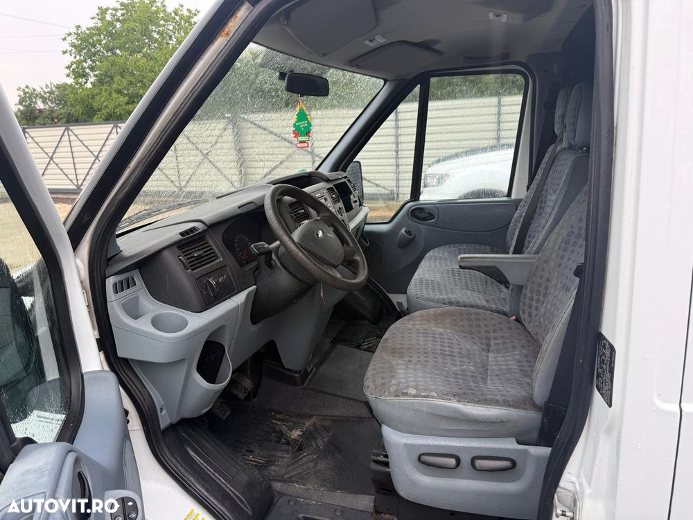Ford Transit - 6