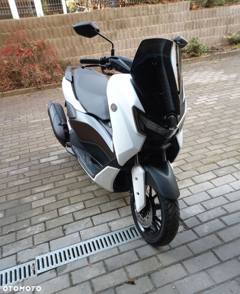 Yamaha NMAX - 7